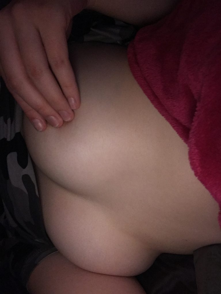 Mec chaud nude et plan cul