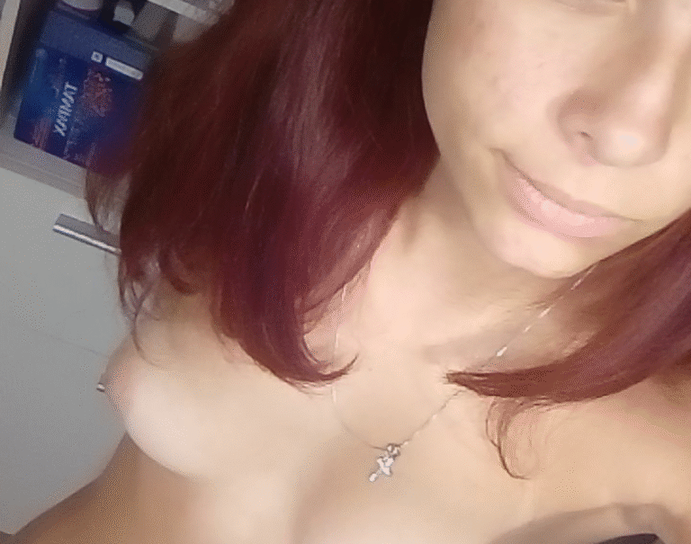 Nudes/Grosse bites pour les femmes